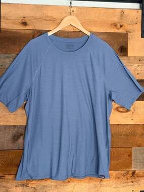 Patagonia Capilene Cool Trail T-Shirt Blue XL